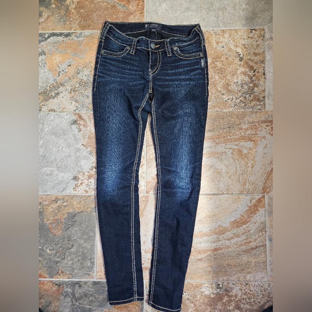 Like New Silver Jeans Women Skinny Jeans Sz 27/31